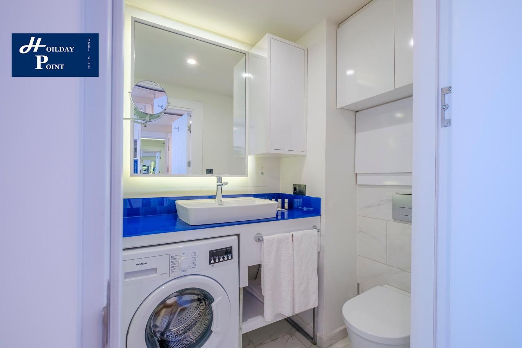 Holiday Point Orbi City 바투미 외부 사진